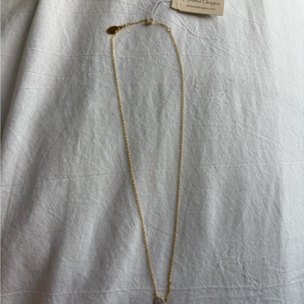 Minimalist Gold Necklace with Delicate Chain